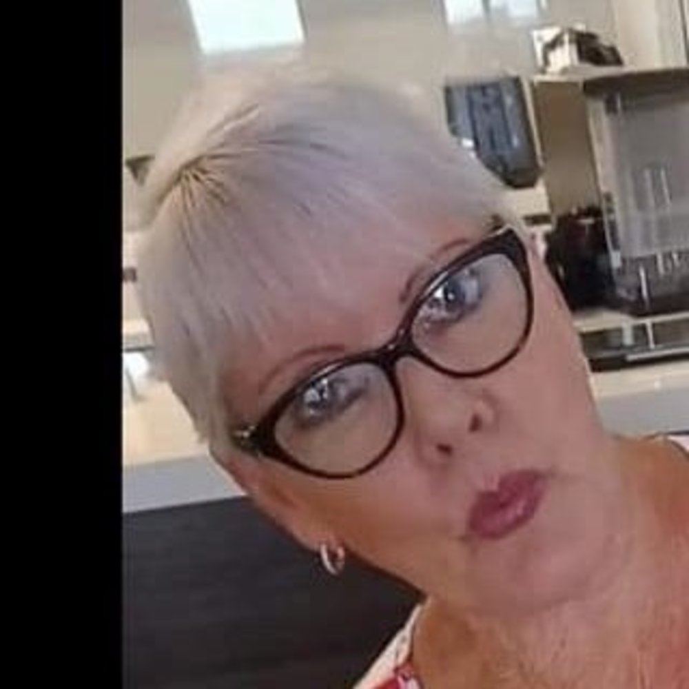 Meet your Posher, Liz !